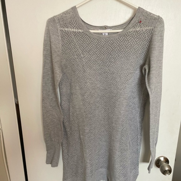 “Heart on your sleeve” Tunic Knit Sweater - Size S - Picture 3 of 12